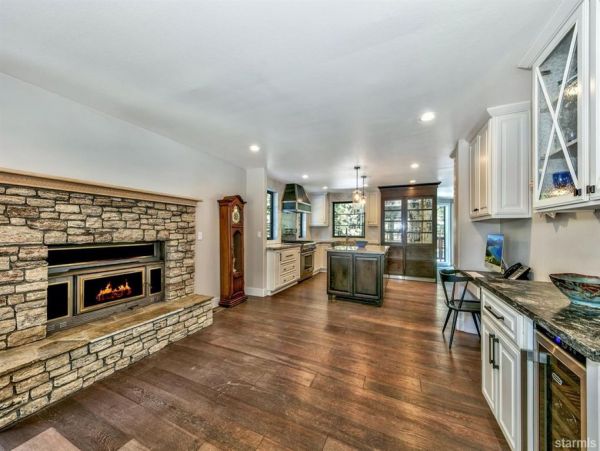 Lake Tahoe North Shore Home 998299