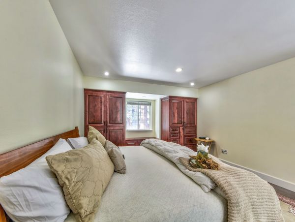 Lake Tahoe North Shore Home 998299