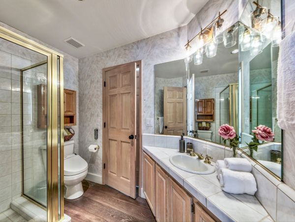 Lake Tahoe North Shore Home 998299