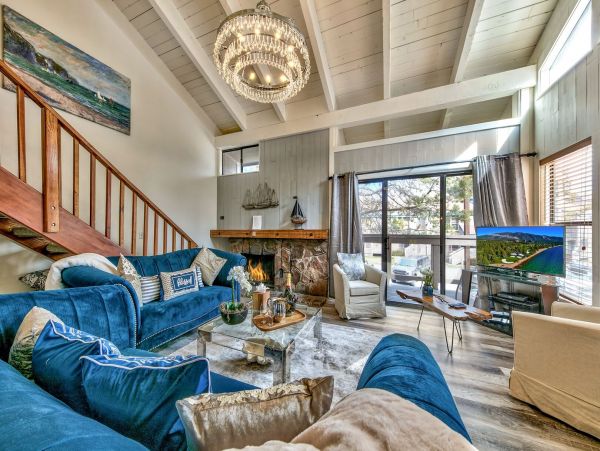 Lake Tahoe North Shore Home 998303