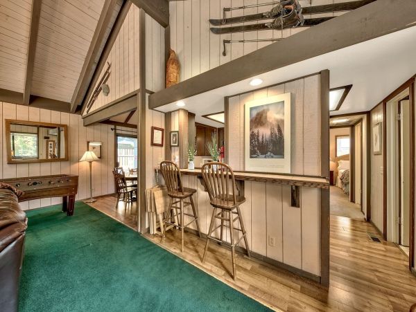 Lake Tahoe North Shore Home 998305