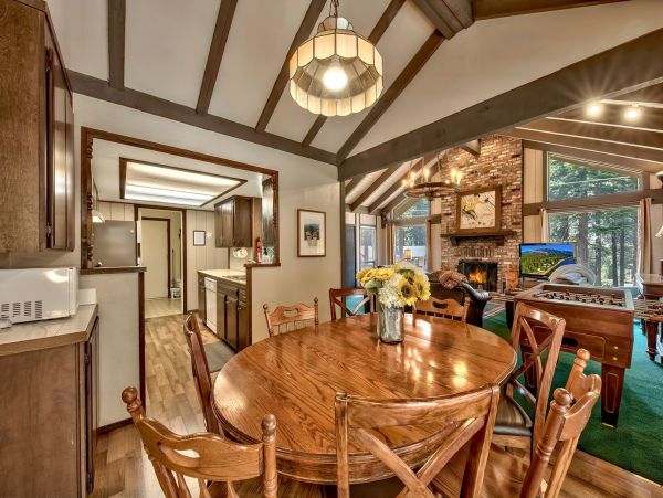 Lake Tahoe North Shore Home 998305