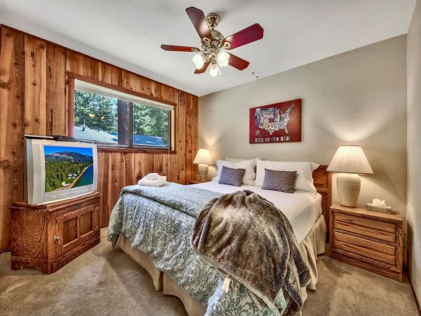 Lake Tahoe North Shore Home 998305