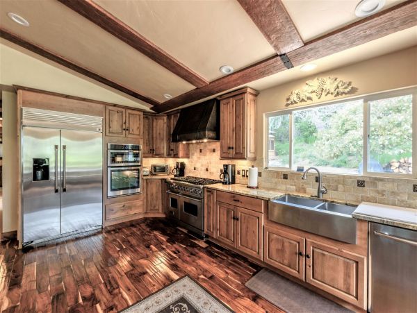 Lake Tahoe North Shore Home 998306