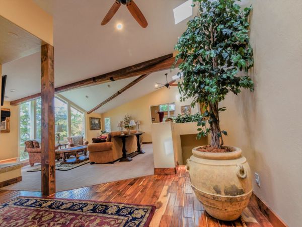 Lake Tahoe North Shore Home 998306