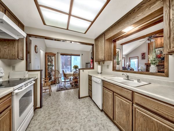 Lake Tahoe North Shore Home 998307
