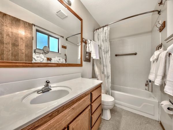 Lake Tahoe North Shore Home 998307