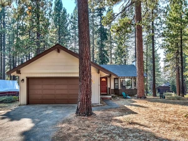 Lake Tahoe North Shore Home 998307