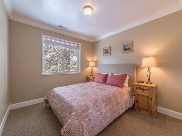 Lake Tahoe North Shore Home 998308