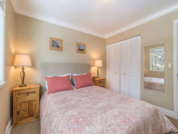 Lake Tahoe North Shore Home 998308