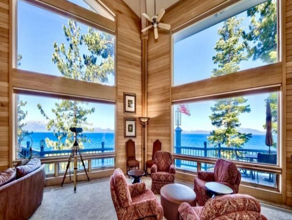 Lake Front 5 Bedroom Home in South Lake Tahoe