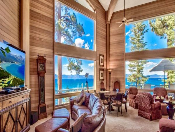 Lake Front 5 Bedroom Home in South Lake Tahoe