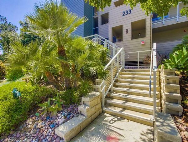 San Diego Beach Communities North Home 998310