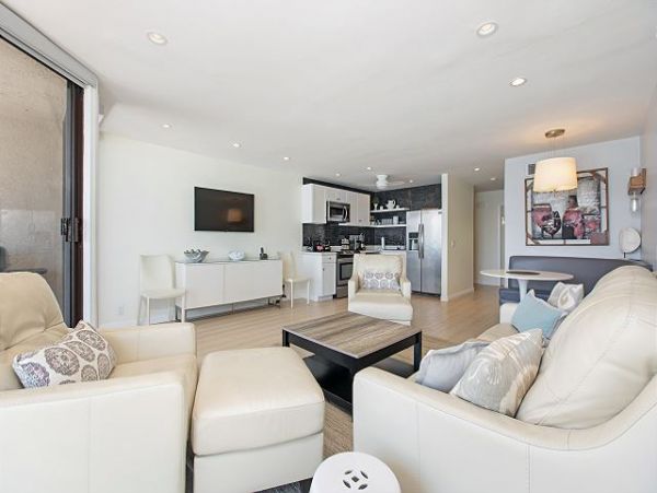 San Diego Beach Communities North Home 998313