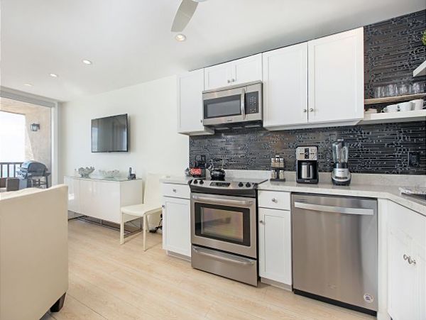 San Diego Beach Communities North Home 998313