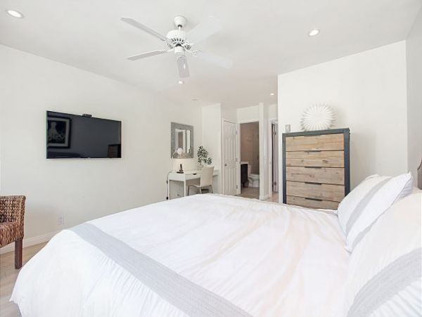 San Diego Beach Communities North Home 998313