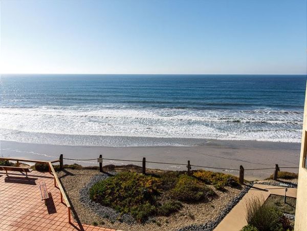 San Diego Beach Communities North Home 998314