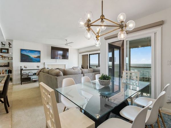 San Diego Beach Communities North Home 998315