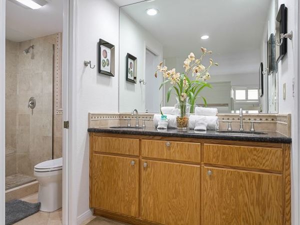 San Diego Beach Communities North Home 998315