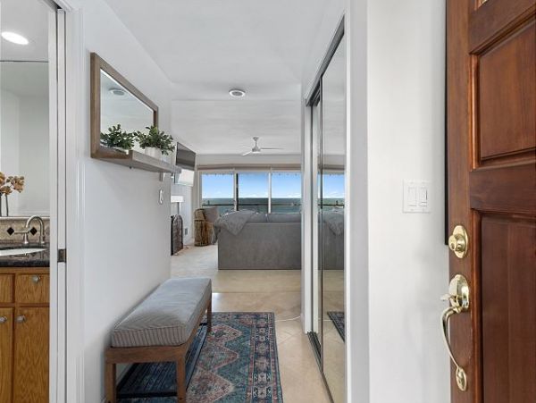 San Diego Beach Communities North Home 998315
