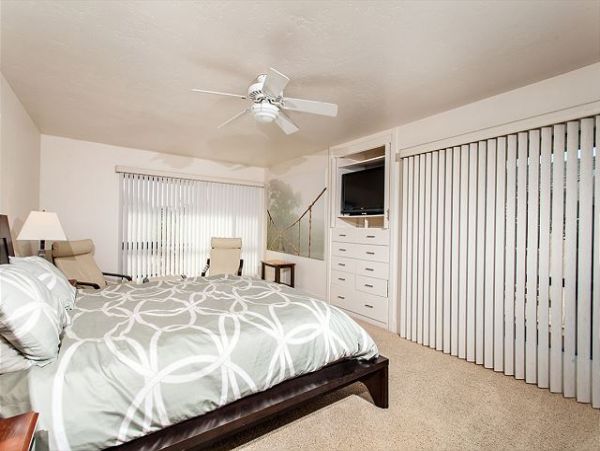 San Diego Beach Communities North Home 998316
