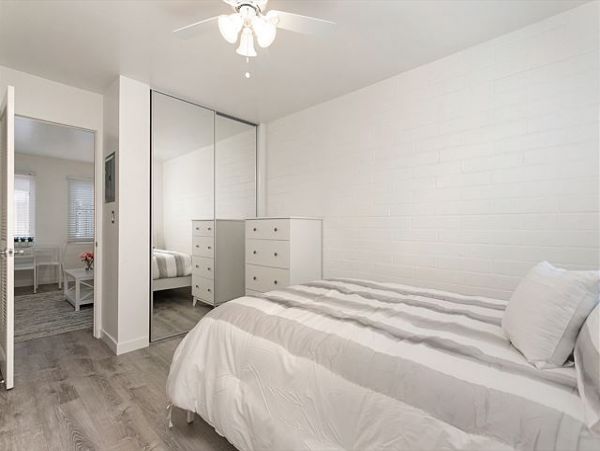 San Diego Beach Communities North Home 998318
