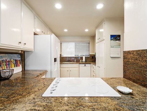 San Diego Beach Communities North Home 998320