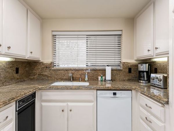 San Diego Beach Communities North Home 998320