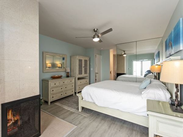 San Diego Beach Communities North Home 998320