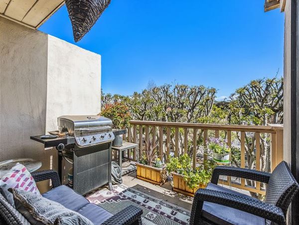 San Diego Beach Communities North Home 998321