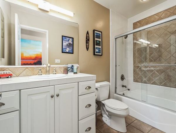 San Diego Beach Communities North Home 998321