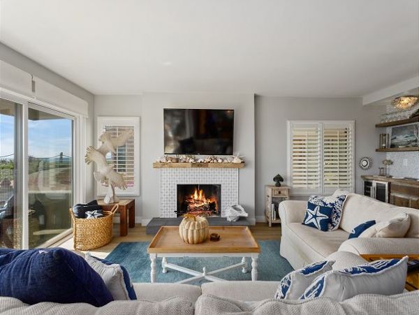 San Diego Beach Communities North Home 998322