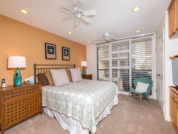 San Diego Beach Communities North Home 998323