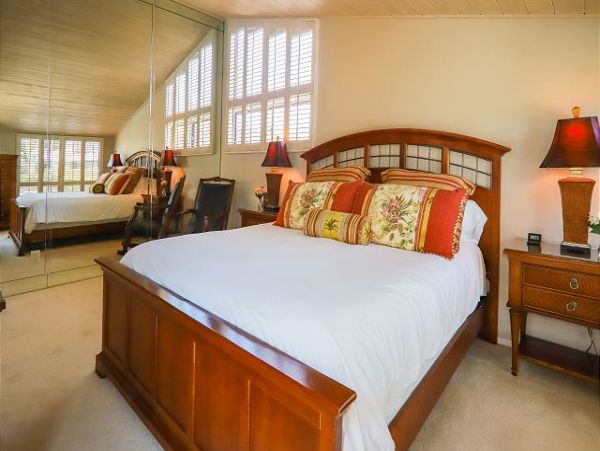 San Diego Beach Communities North Home 998325