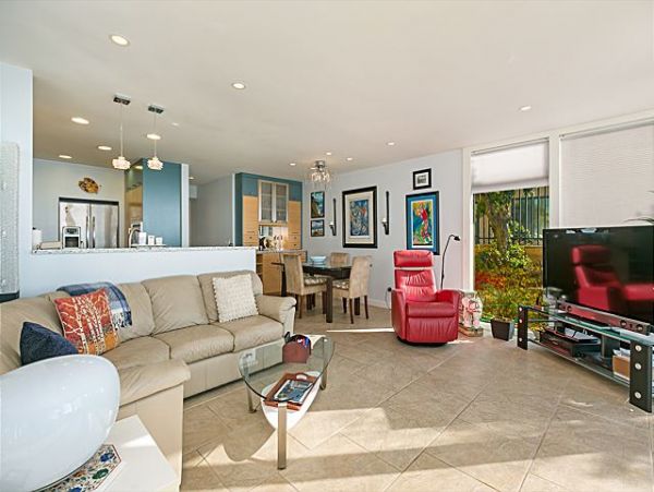 San Diego Beach Communities North Home 998326