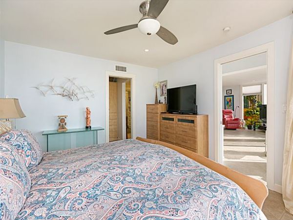 San Diego Beach Communities North Home 998326