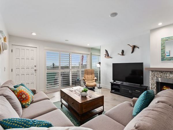 San Diego Beach Communities North Home 998327
