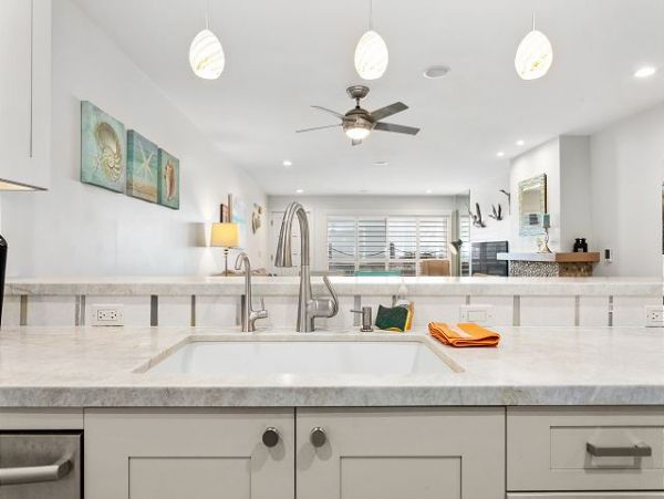 San Diego Beach Communities North Home 998327