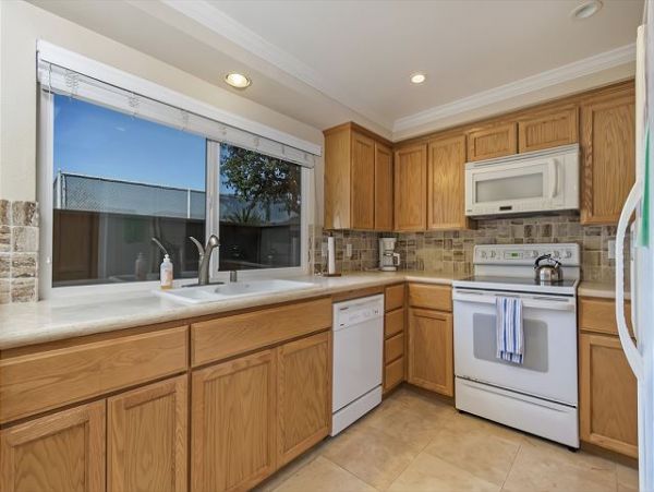 San Diego Beach Communities North Home 998329
