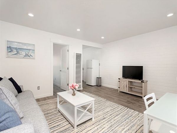 San Diego Beach Communities North Home 998331