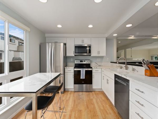 San Diego Beach Communities North Home 998332