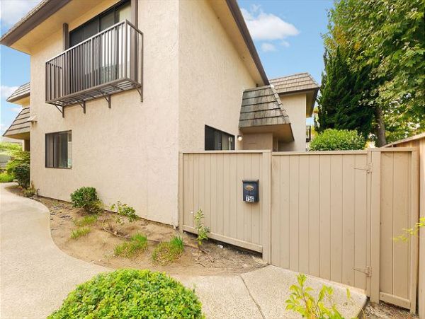 San Diego Beach Communities North Home 998333