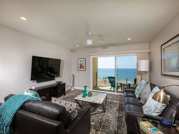 San Diego Beach Communities North Home 998334