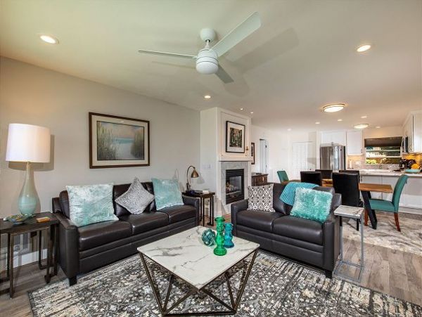 San Diego Beach Communities North Home 998334