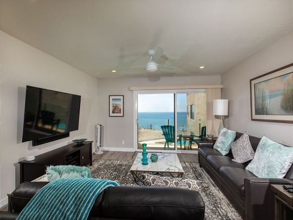 San Diego Beach Communities North Home 998334