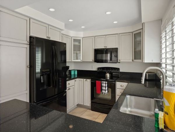 Ocean View Three Bedroom Vacation Condo in Solana Beach