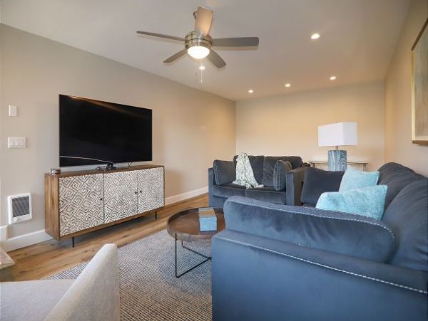 San Diego Beach Communities North Condo 998336