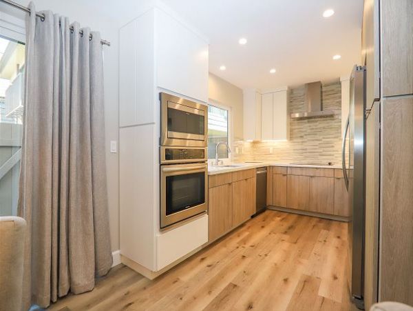 San Diego Beach Communities North Condo 998336