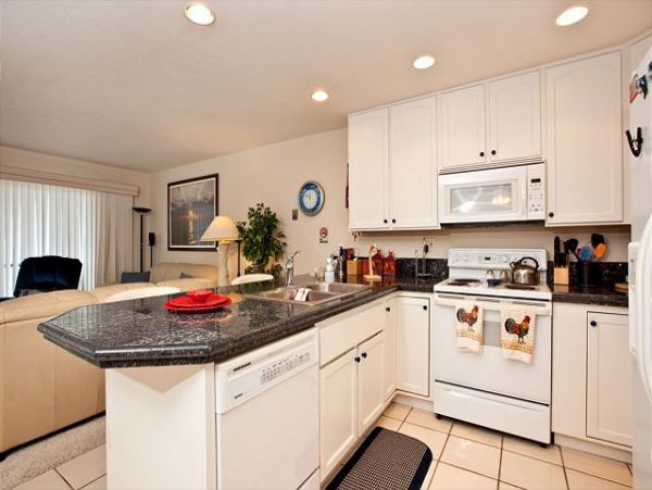 San Diego Beach Communities North Home 998339