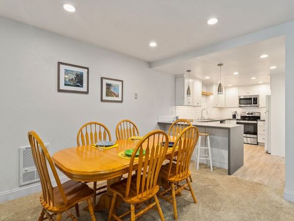 San Diego Beach Communities North Condo 998340